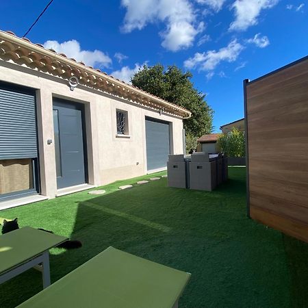 Agreable Dependance 3 Pieces Villa Saint-Maximin Buitenkant foto
