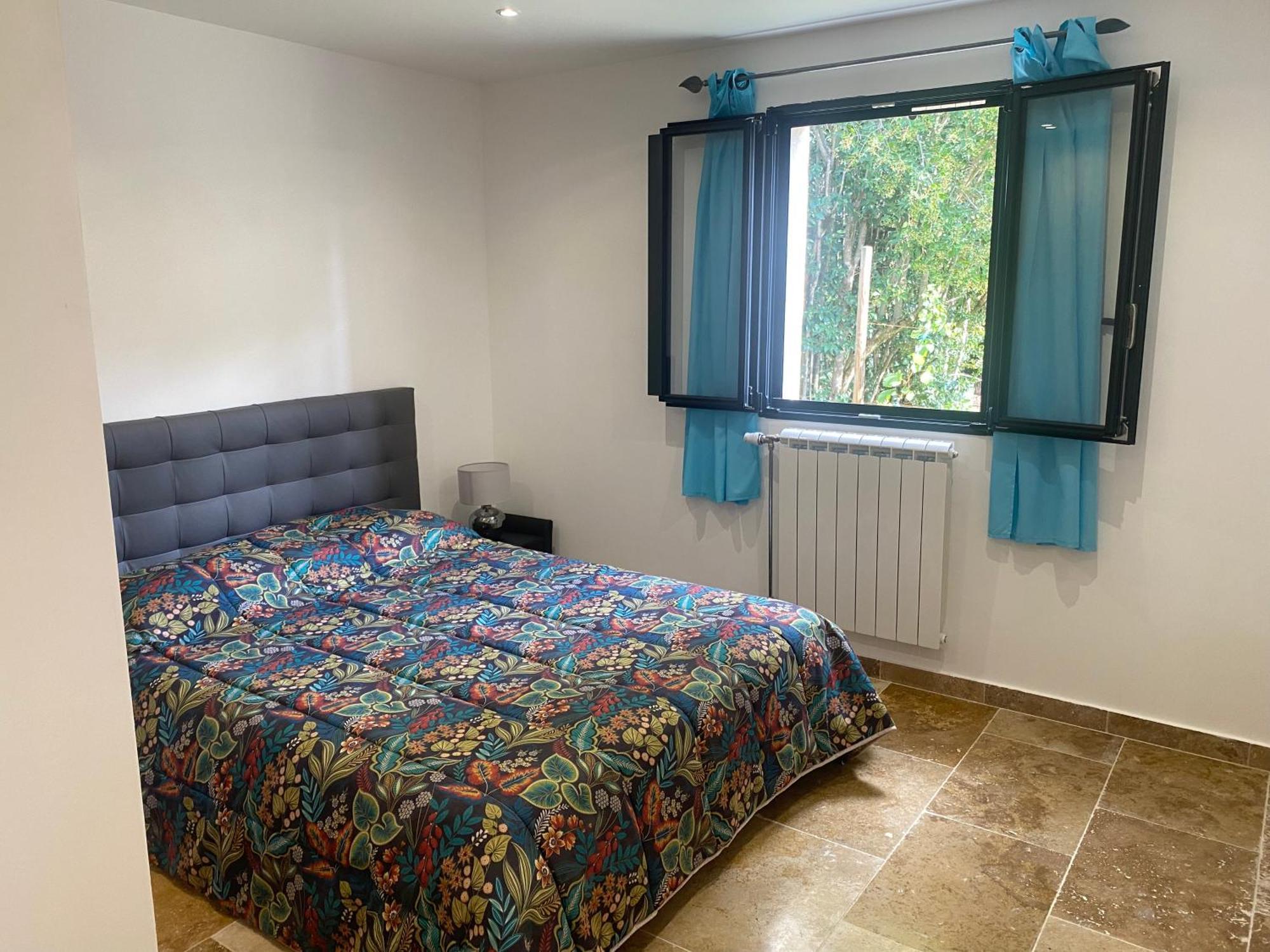 Agreable Dependance 3 Pieces Villa Saint-Maximin Buitenkant foto