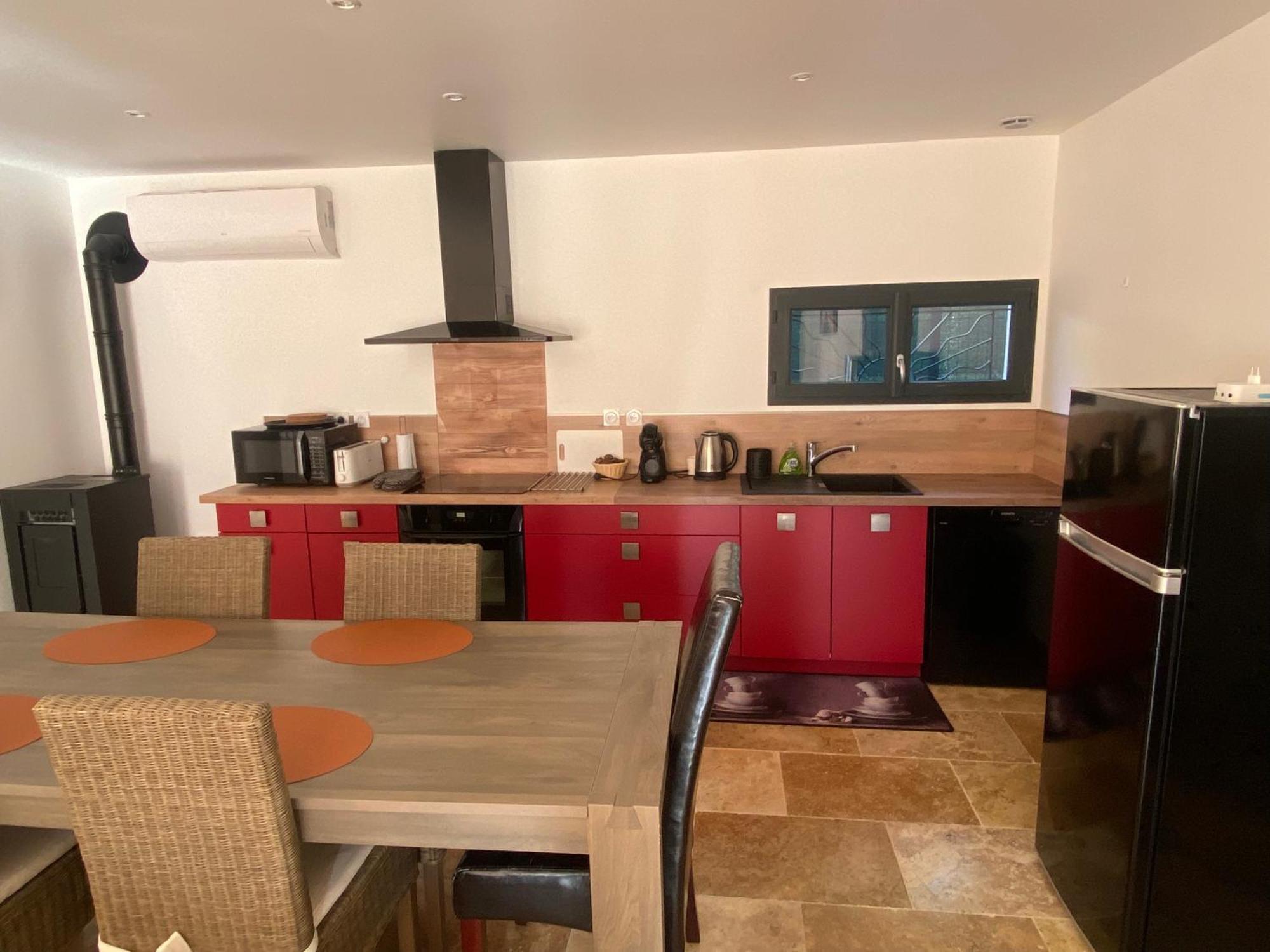 Agreable Dependance 3 Pieces Villa Saint-Maximin Buitenkant foto